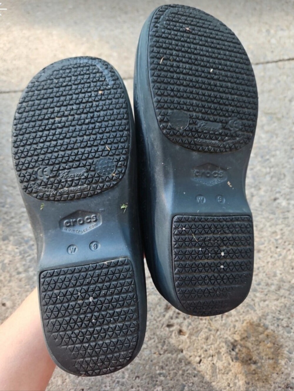 Crocs Women's Neria Pro II Graphic Work Clogs – Black/Gray Floral (Size 9, EU 39 - Picture 3 of 6